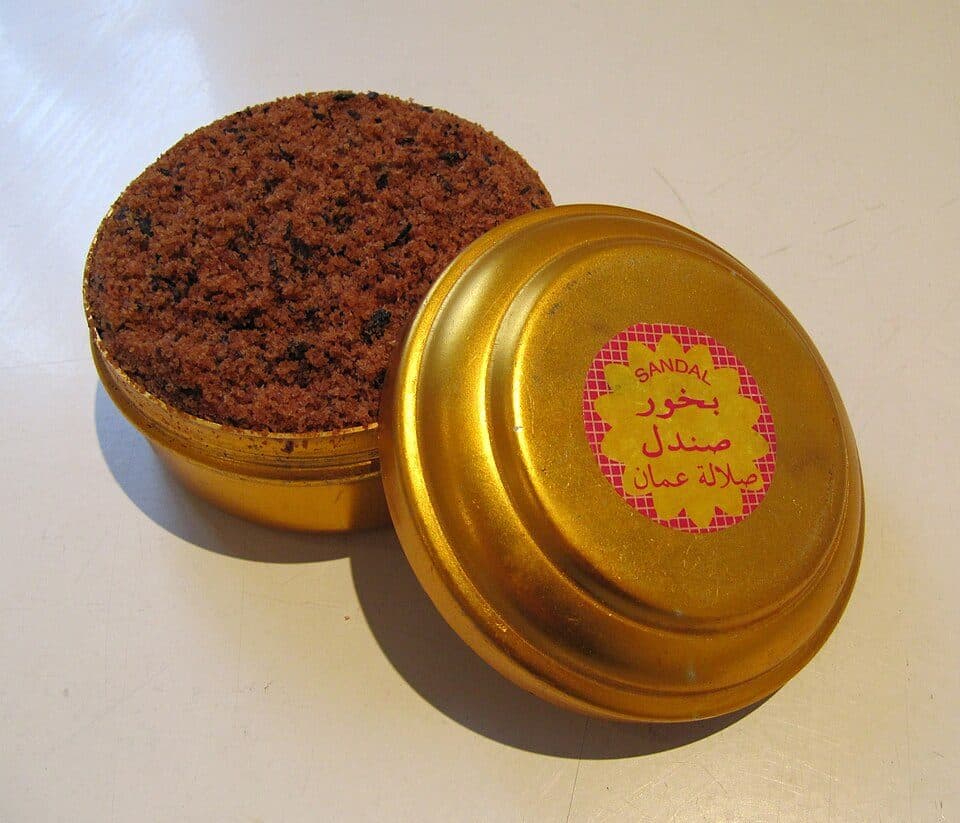 Raw sandalwood shavings